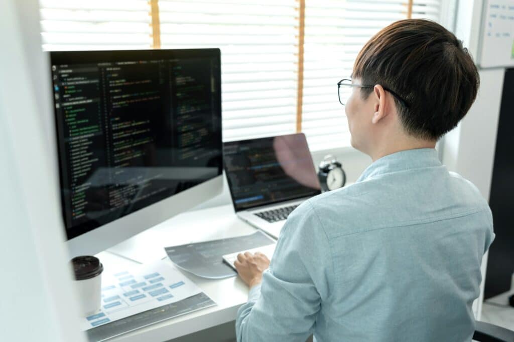 does singapore has demand for web developer